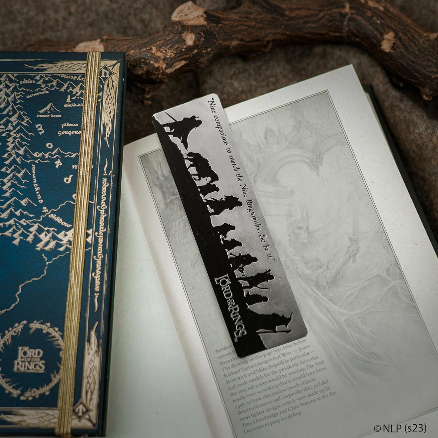 Lord of the Rings – Fellowship of the Ring Metallic Bookmark 14.8 x 4 cm – Officially Licensed