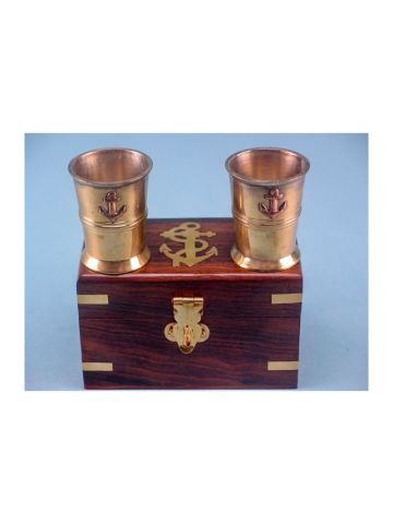 SET OF TWO WHISKY SHOTS IN A PRESENTATION BOX